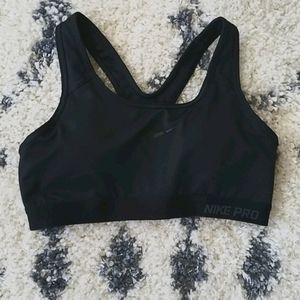 Nike medium black padded sports bra